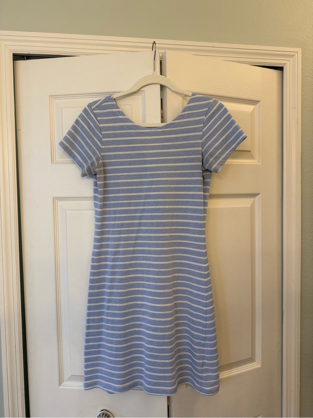 Sail to sable blue dress with white stripes size small - Picture 2 of 6
